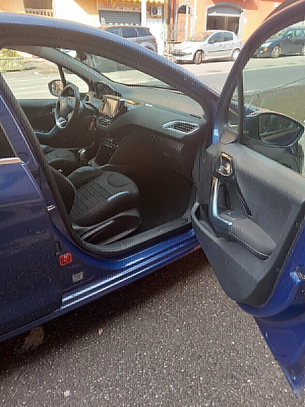 Peugeot 208 1.6 e-HDi 92 CV Stop&Start 5 porte Allure