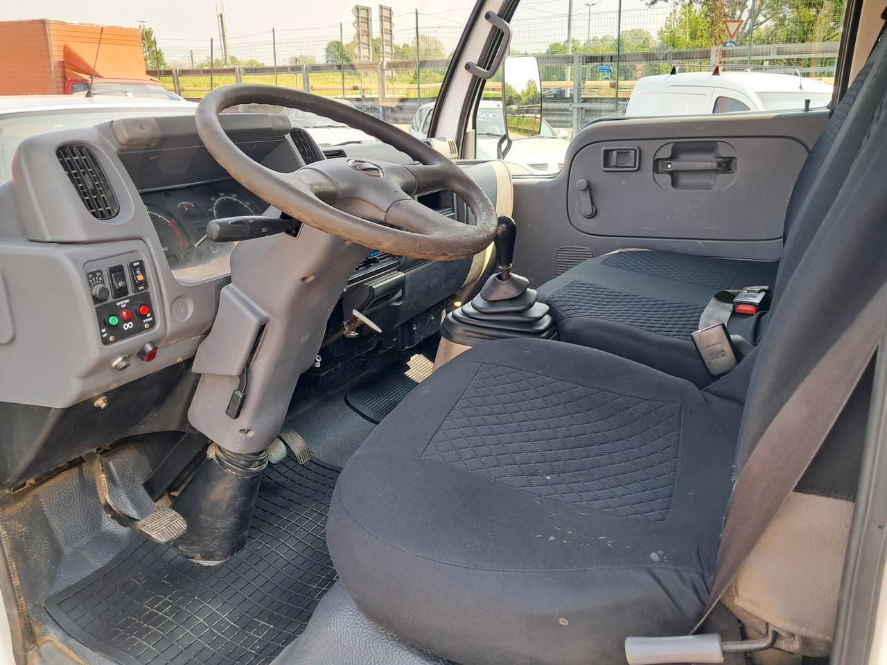 CABSTAR 3.0 RIBALTABILE TRILATERALE