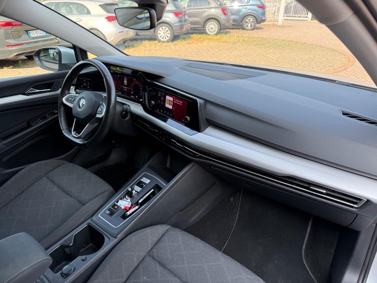 Volkswagen Golf 1.5 TGI DSG Life