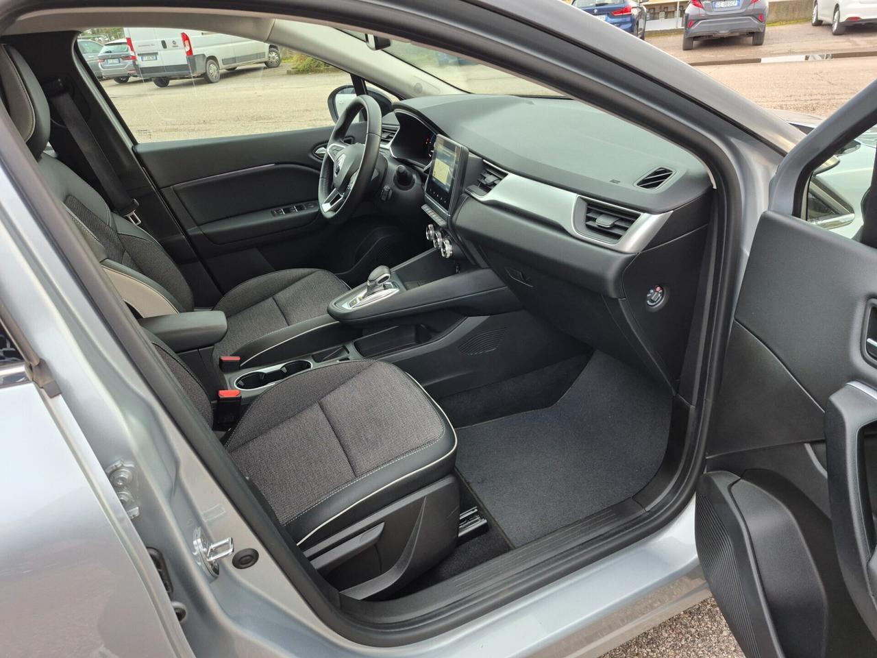 Renault Captur Plug-in Hybrid E-Tech 160 CV Intens