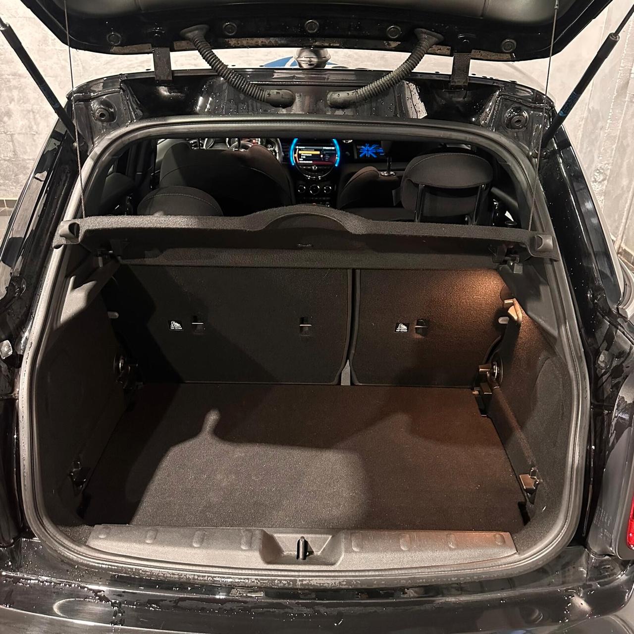 Mini 2.0 Cooper SD aut. 5 porte JOHN WORKS