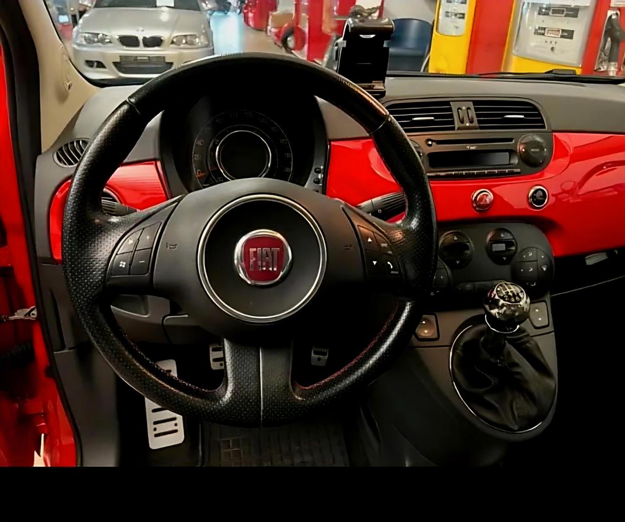 Fiat 500 LIMITED EDITION FERRARI NUMERATA N°140/200