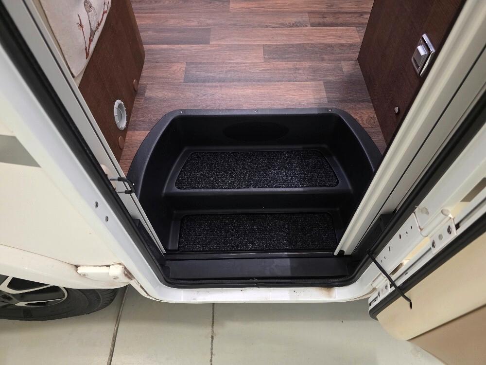 CAMPER MCLOUIS MC4 60