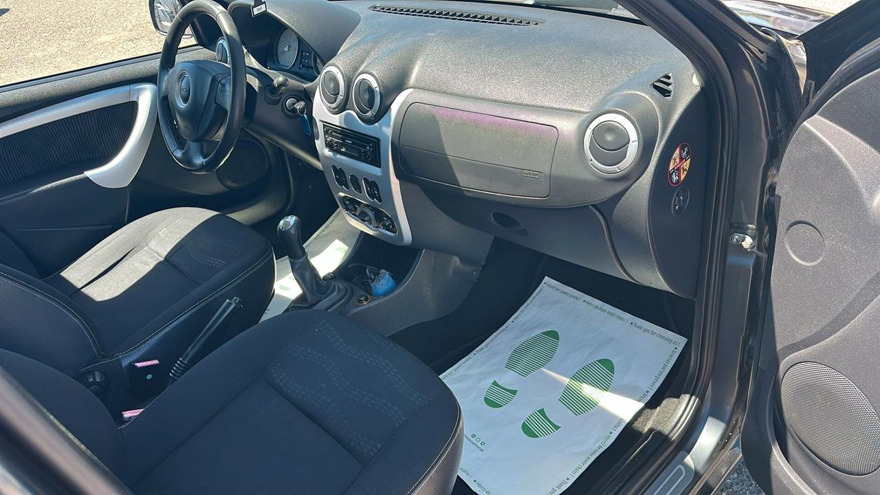 Dacia Sandero 1.4 8V GPL Lauréate