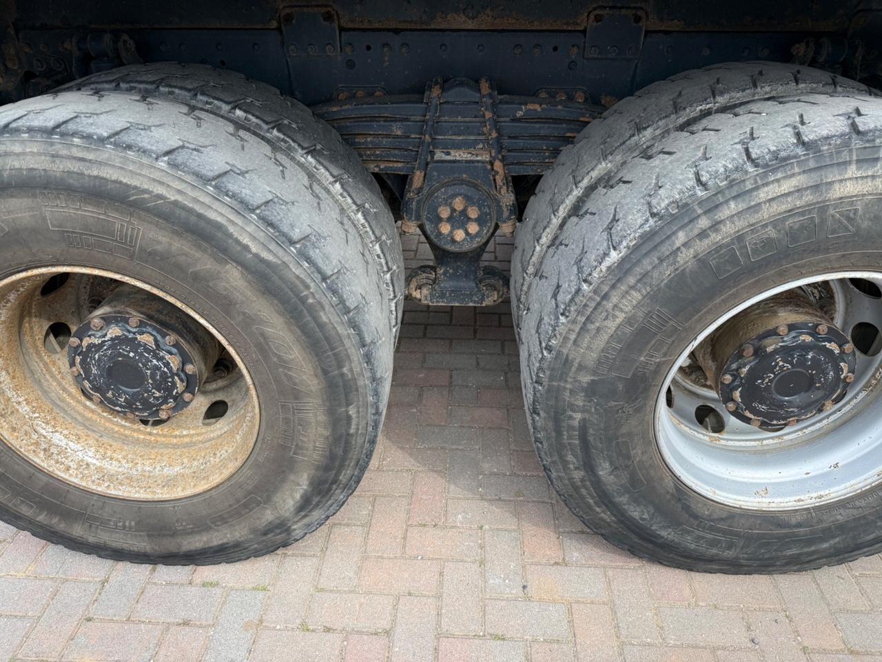 MAN 41.480 TGA ribaltabile 8x4 Euro3