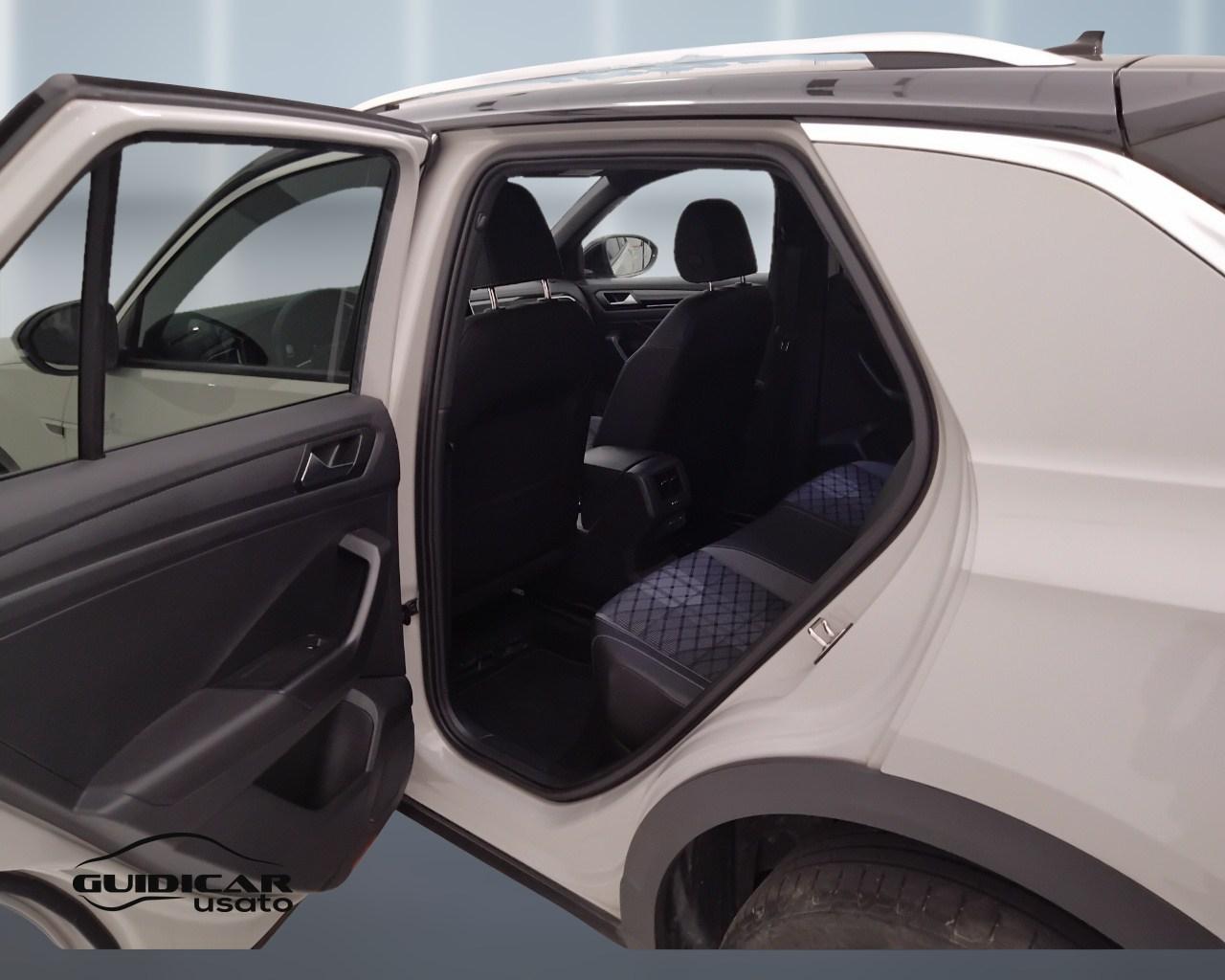 VOLKSWAGEN T-Roc I 2022 - T-Roc 1.0 tsi R-Line 110cv