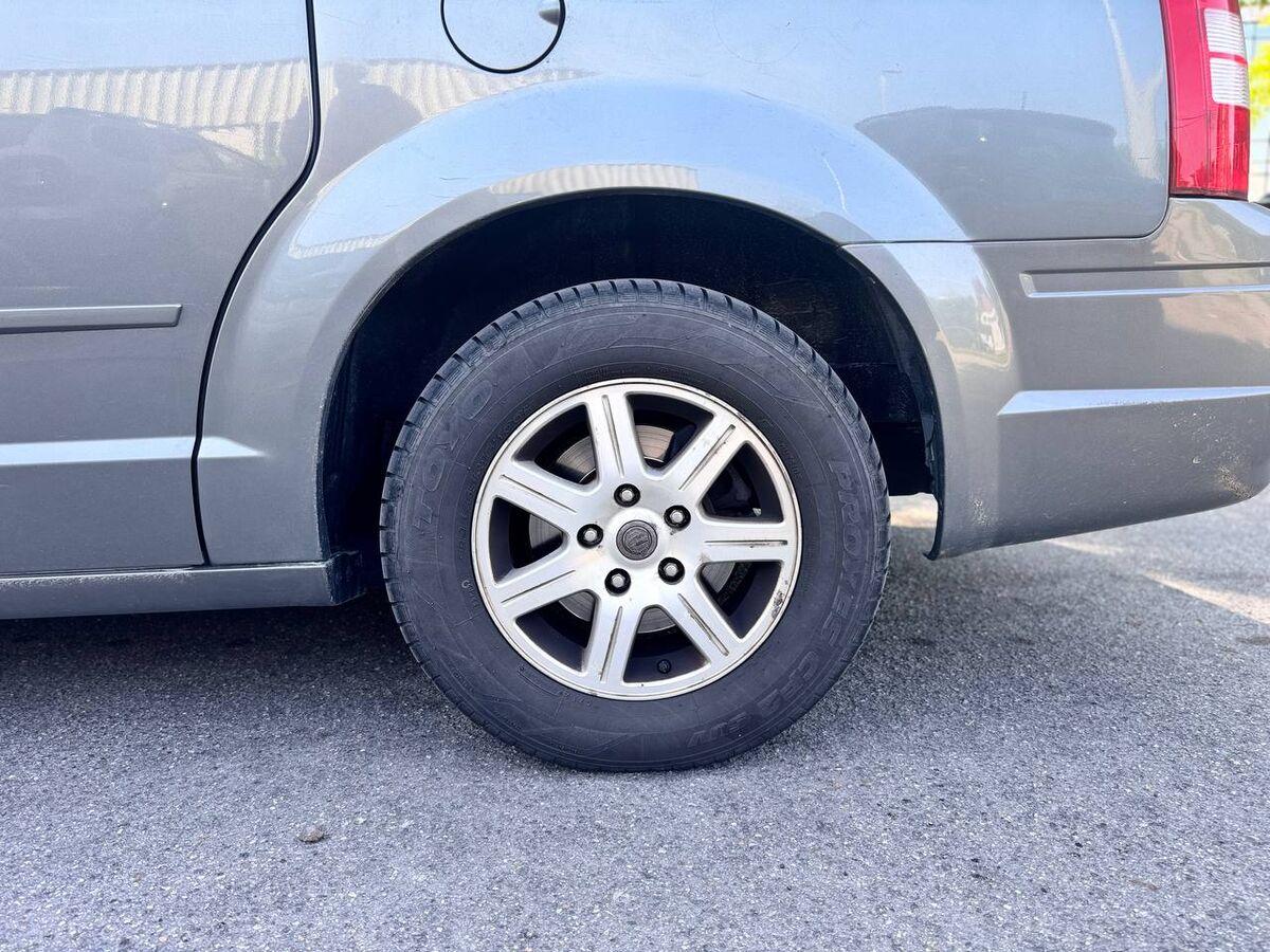 Chrysler Grand Voyager 2.8 crd Limited auto dpf