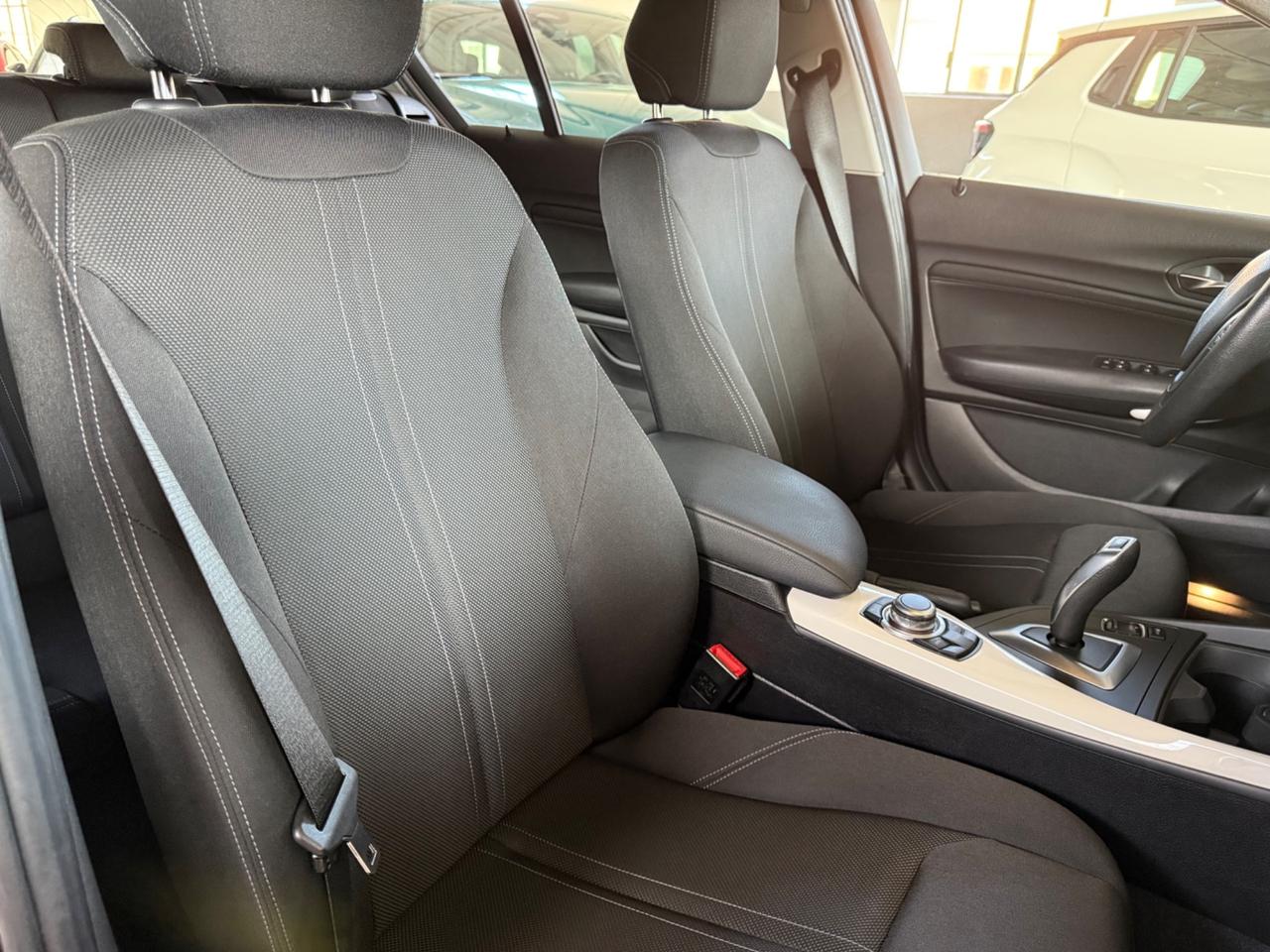 Bmw 118 118d 5p. Urban CAMBIO AUTO UNICO PRO TAGLIANDI