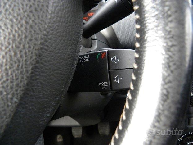 Dacia Duster PRESTIGE 1.5 Dci CLIMA CERCHI NAVI CAMERA TEMPOMAT MULTIF.UNICO PROPRIET. TAGLIANDATA