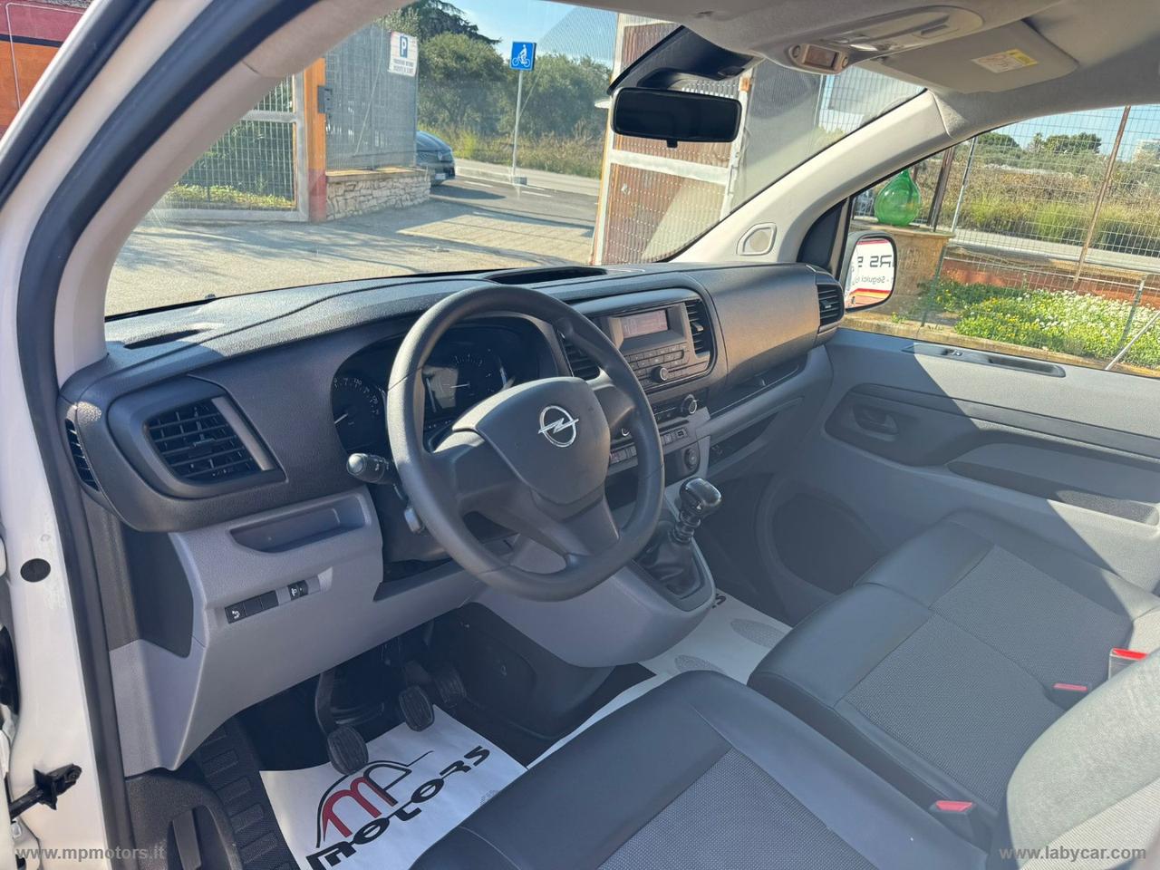 VIVARO 2.0 D 120CV PC-TN