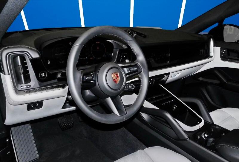 PORSCHE Cayenne Coupé Cayenne Coupé 3.0 V6 E-...