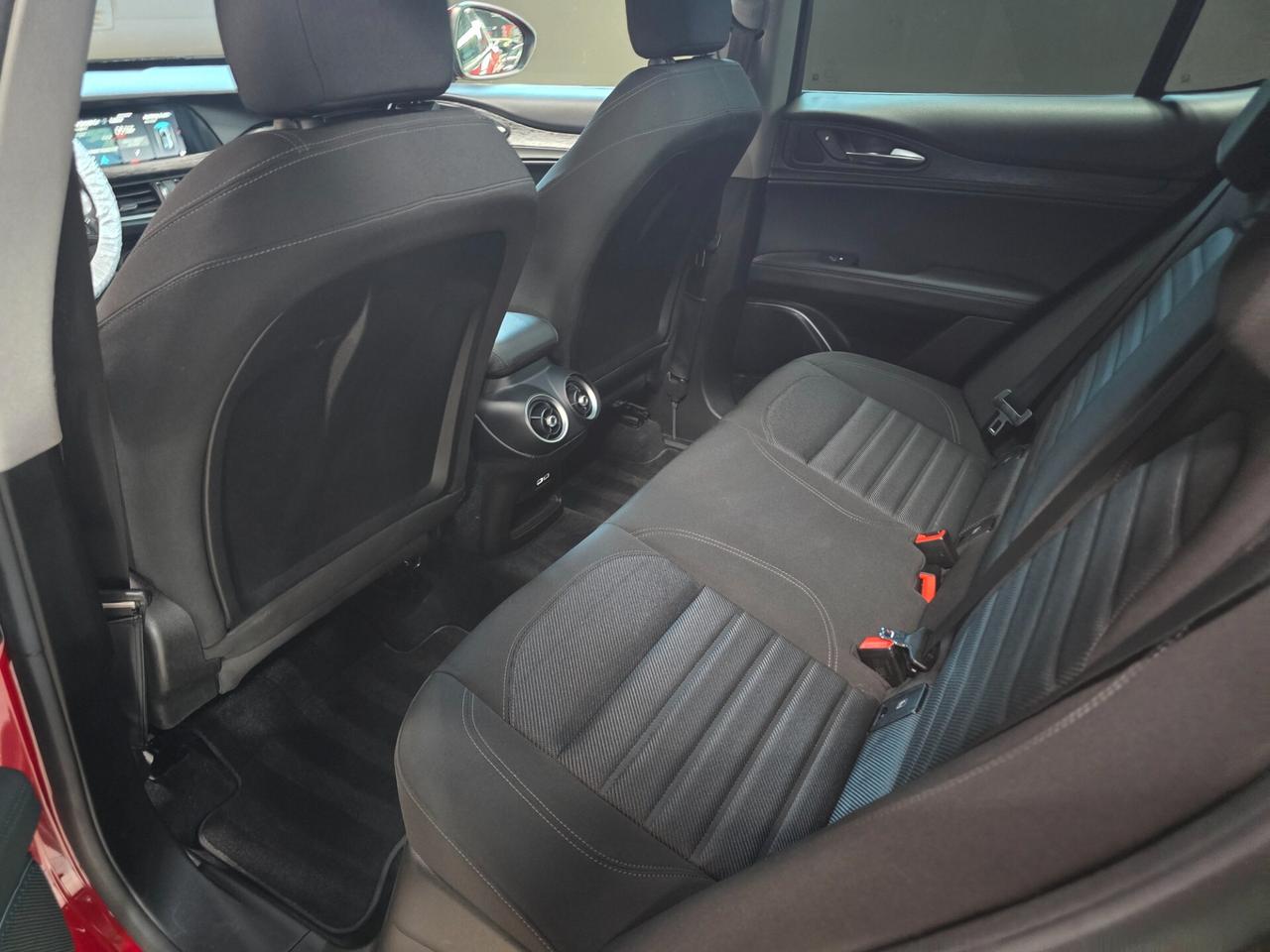 Alfa Romeo Stelvio 2.2 Turbodiesel 160 CV AT8 RWD Business