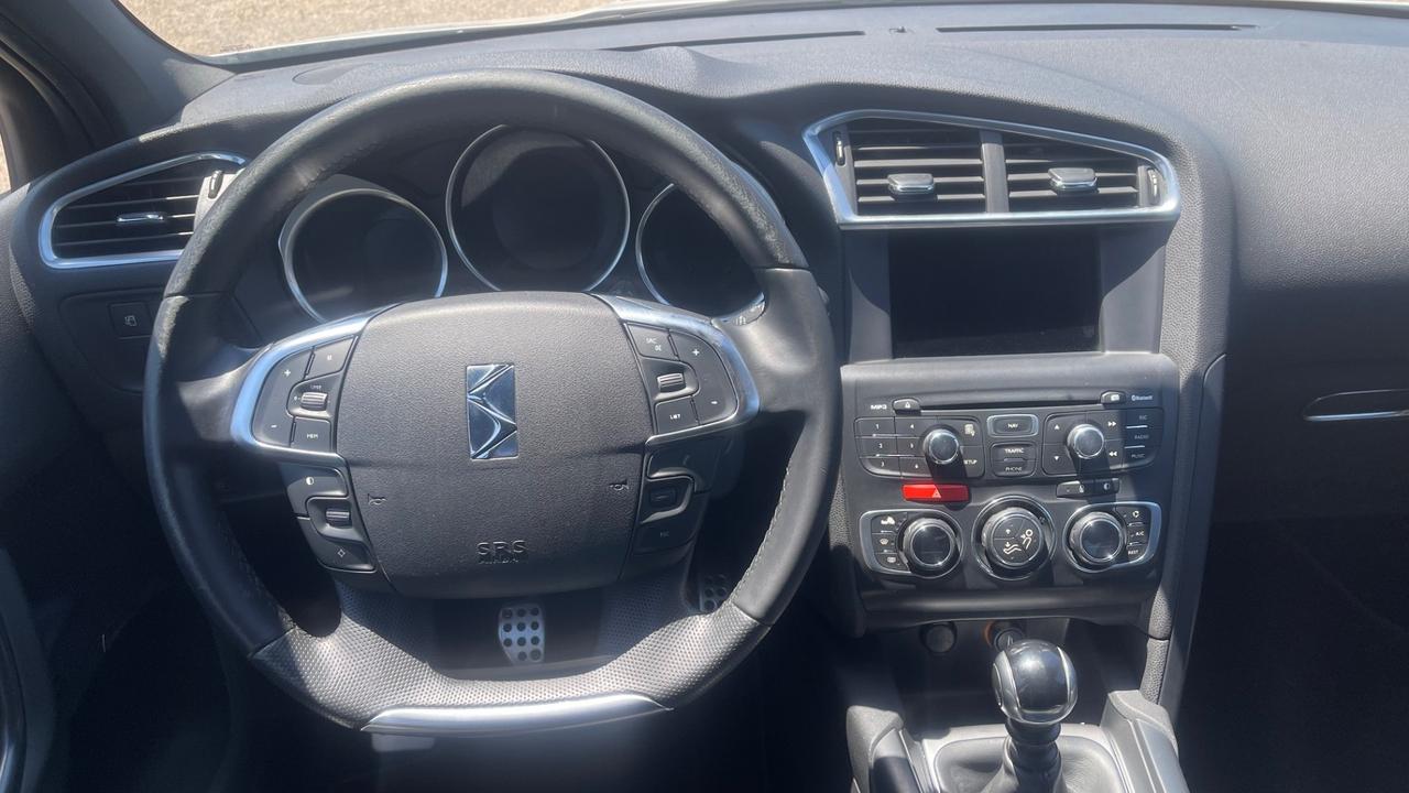 Ds DS4 1.6 e-HDi 110 cv 2012’