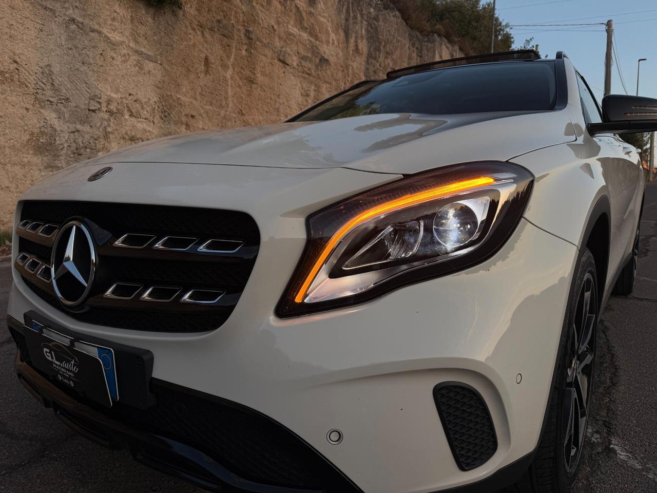 Mercedes GLA 200/2.2 136CV/CAR PLAY/TETTO/KYLESS