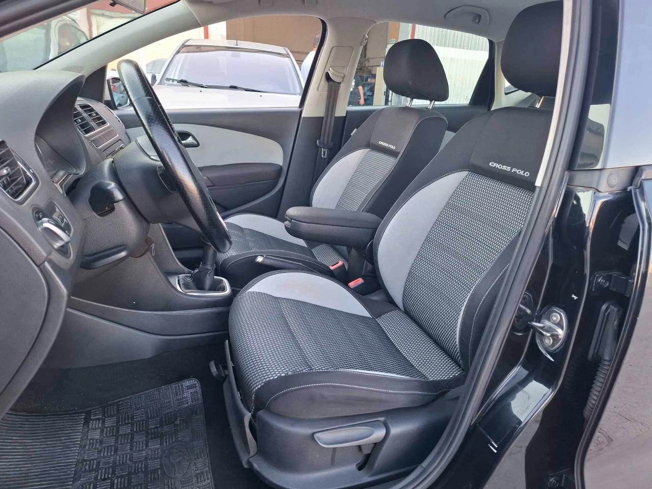Volkswagen Polo Cross 1.6 TDI 90CV 5 PORTE - 2011