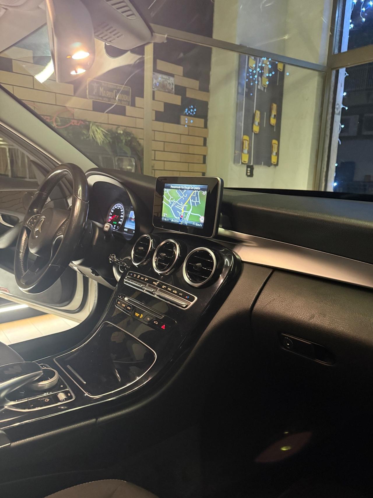 Mercedes-benz C 200 d Premium Plus