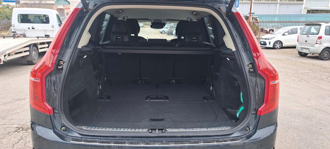 Volvo XC 90 XC90 B5 (d) AWD Geartronic 7 posti Momentum Pro