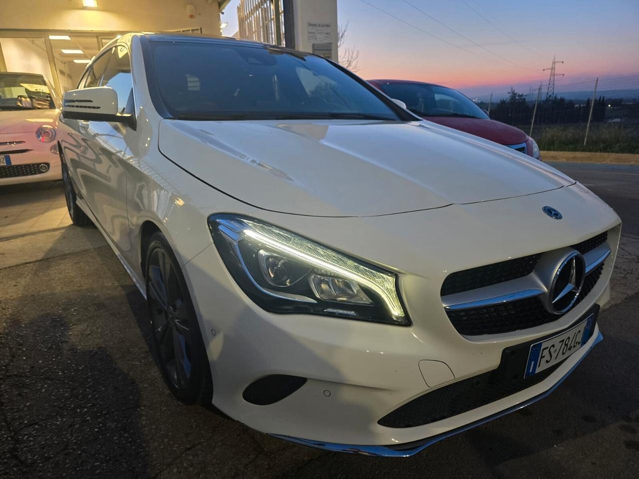Mercedes-benz CLA 220 d S.W. Automatic Premium PACCHETTO AMG