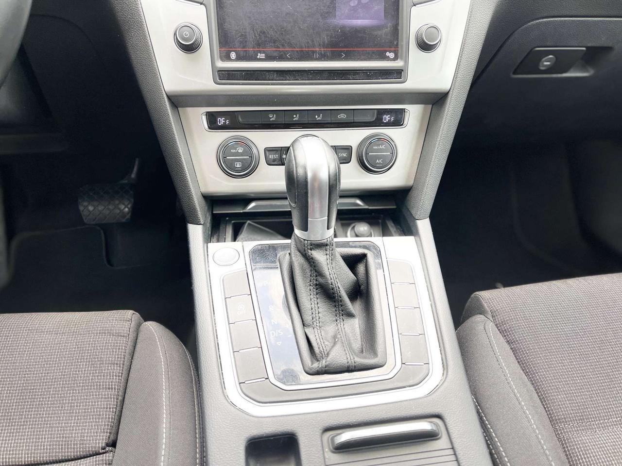Volkswagen Passat 1.6 Diesel 120CV E6 - 2015