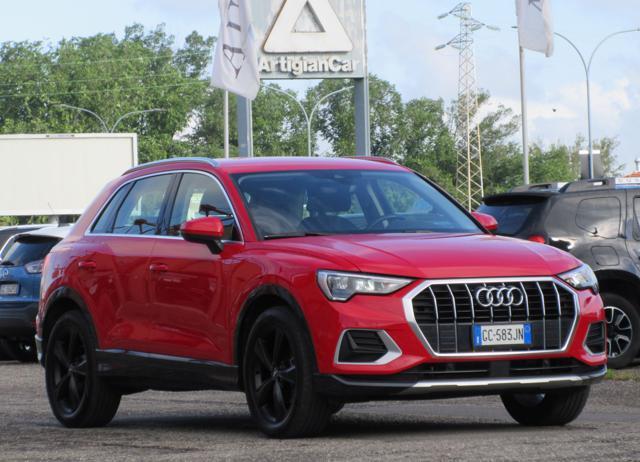 AUDI Q3 35 TDI S tronic Business Advanced