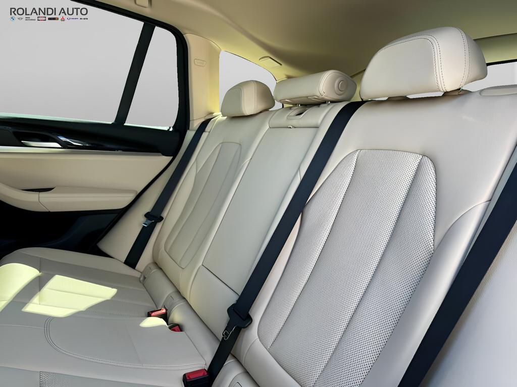 BMW X3 18 d Mild Hybrid 48V sDrive Steptronic