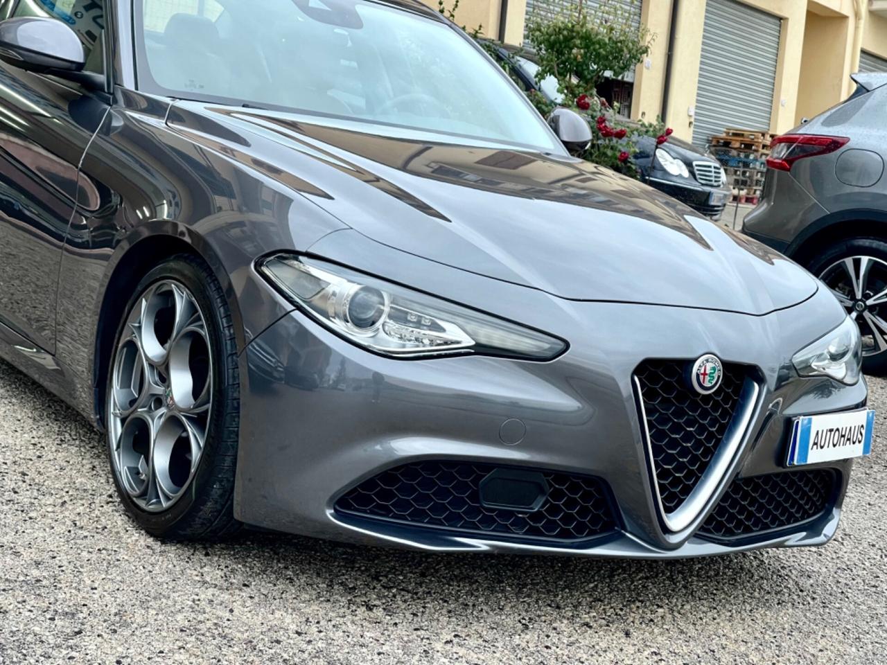 Alfa Romeo Giulia 2.2 Jtdm 180cv Q2 AT8 Super R19/LED