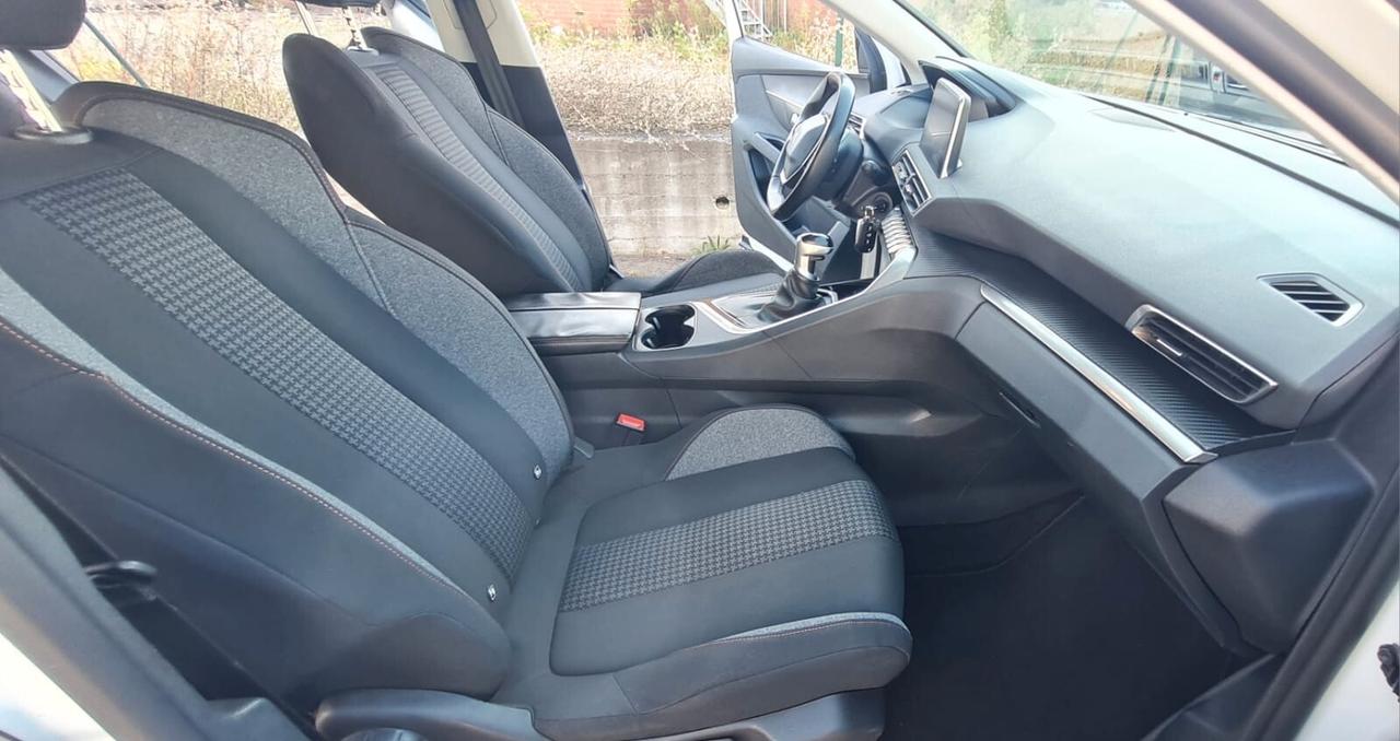 Peugeot 3008 BlueHDi 130 S&S Active