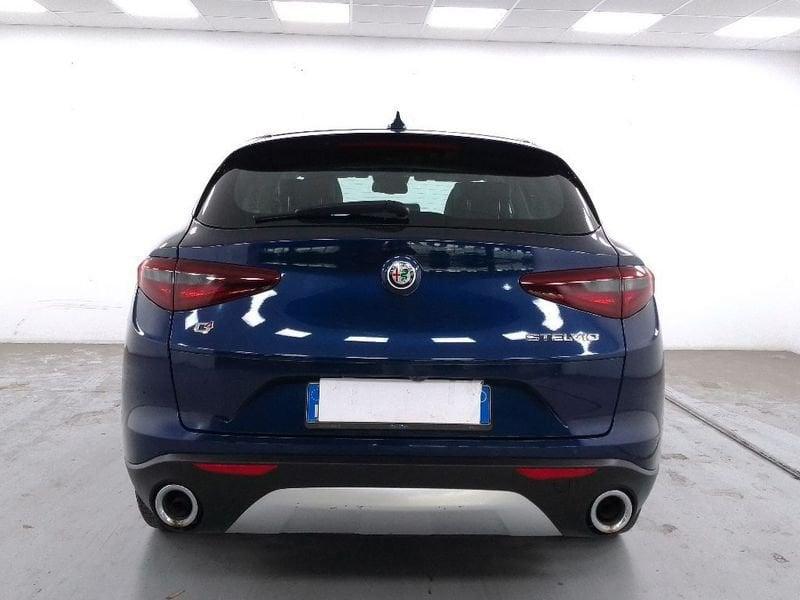 Alfa Romeo Stelvio 2.2 t Executive Q4 210cv auto my19