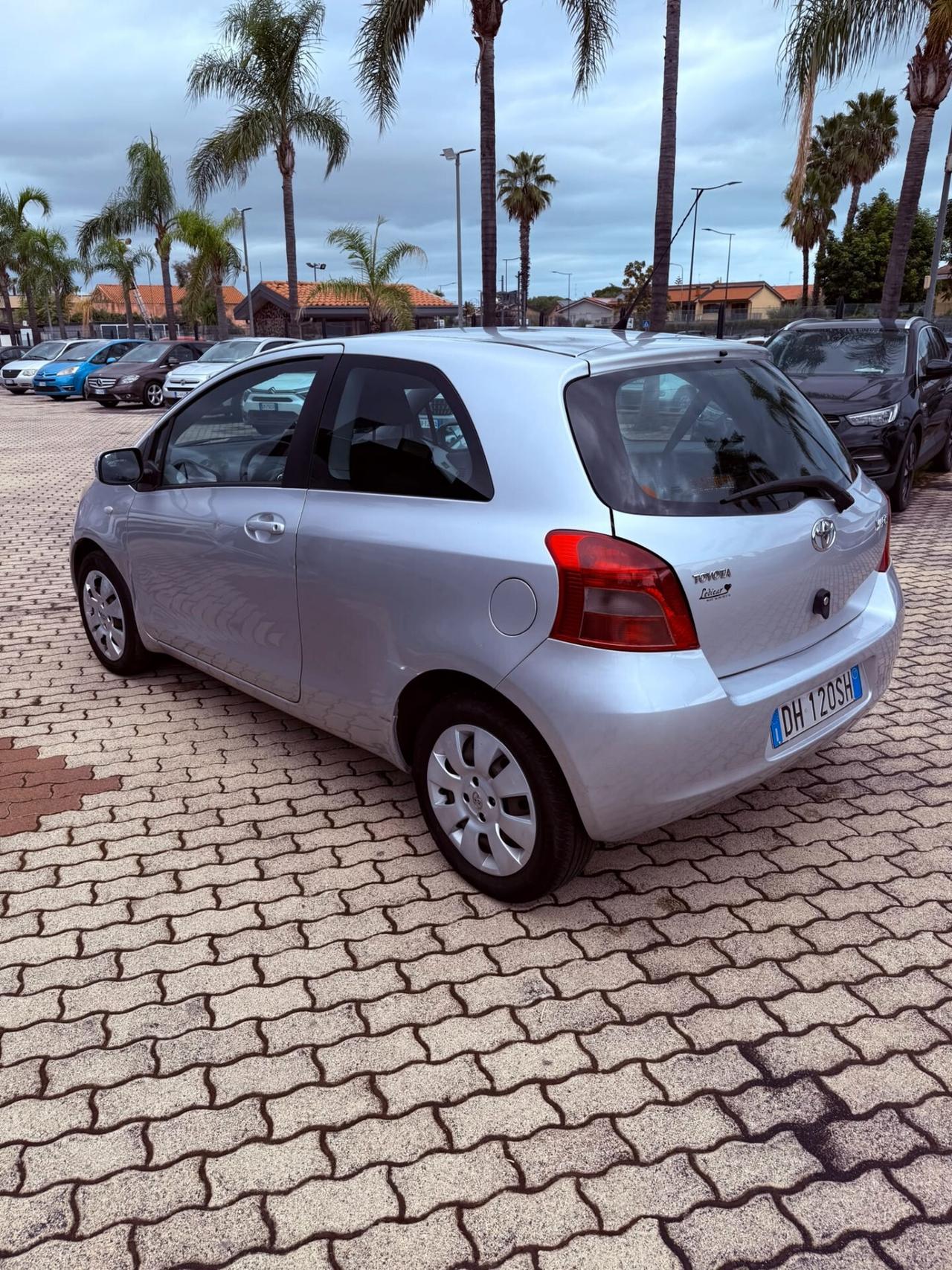 Toyota Yaris 1.3 3 porte Sol