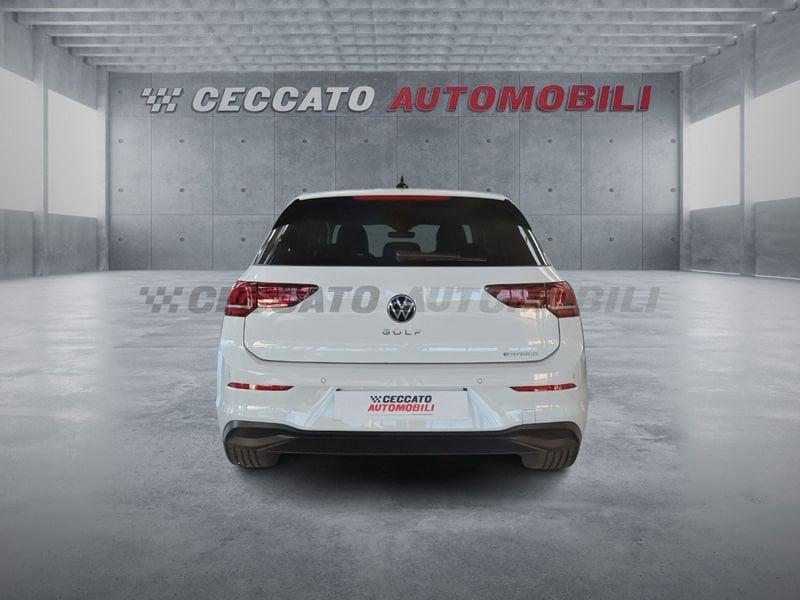 Volkswagen Golf Nuova 1,5 LIFE P 110 TSID6A MY 25