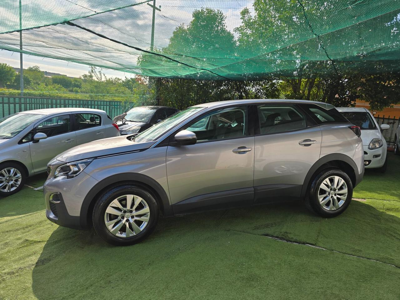 Peugeot 3008 1.5HDI 130CV S&S Allure -2019