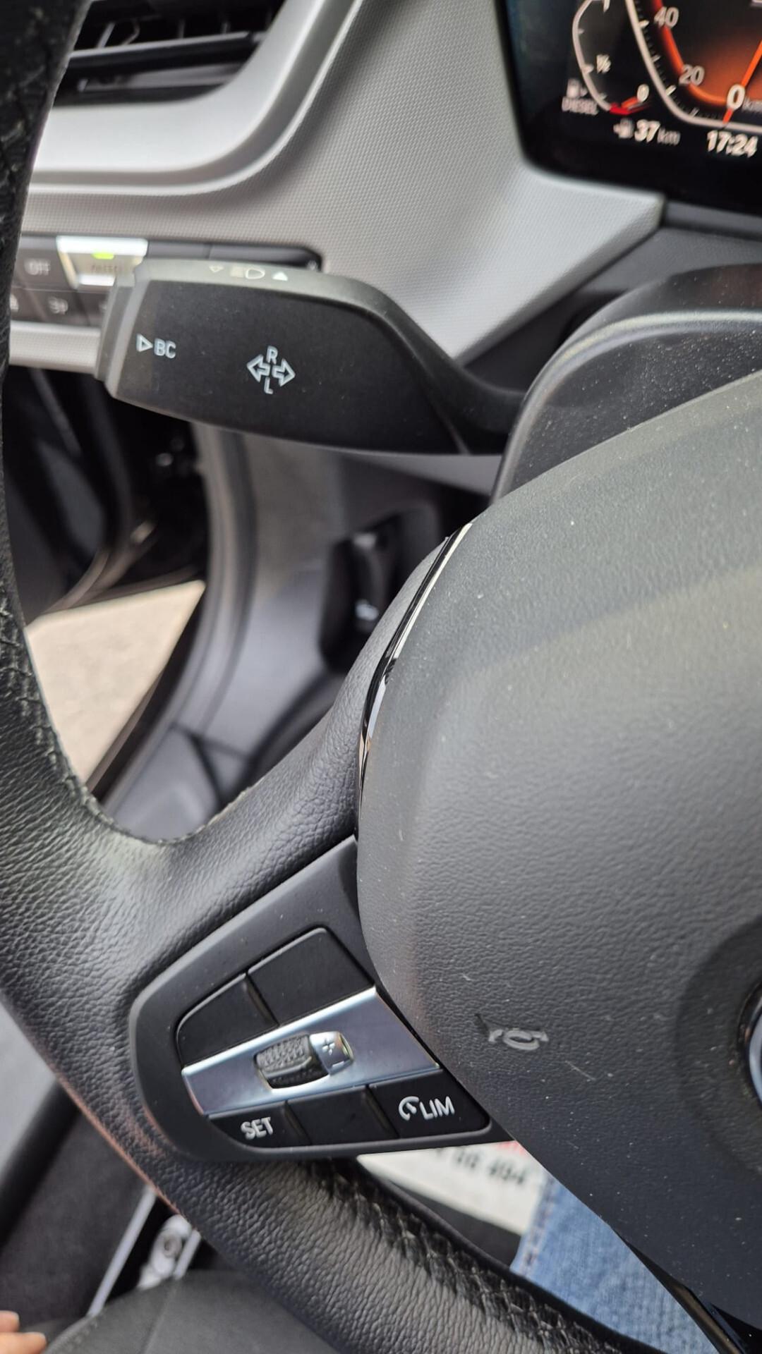 Bmw 116 116d 5p. Advantage