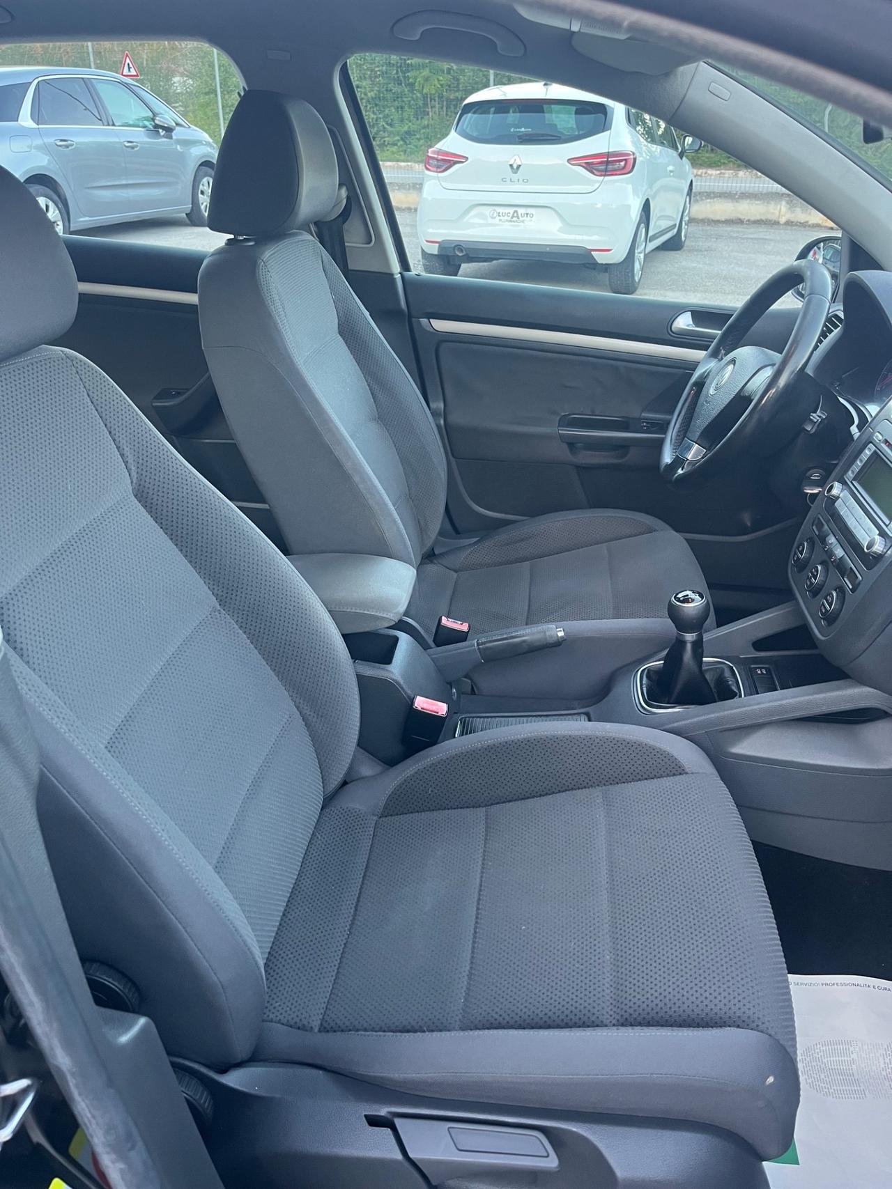 Volkswagen Golf 1.6 5p. United