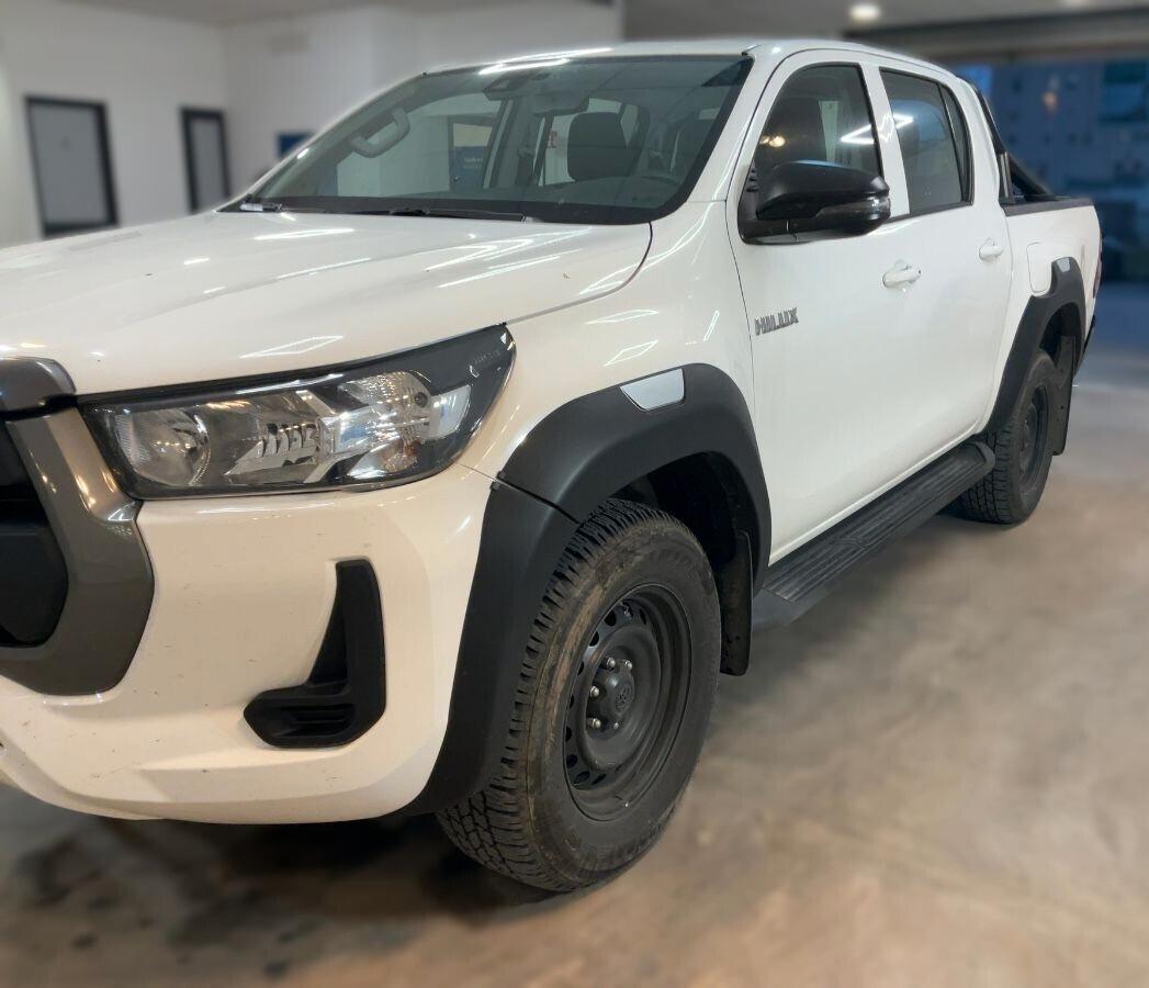 Toyota Hilux 2.8 D-4D 4WD 4 porte DoubleCab Lounge