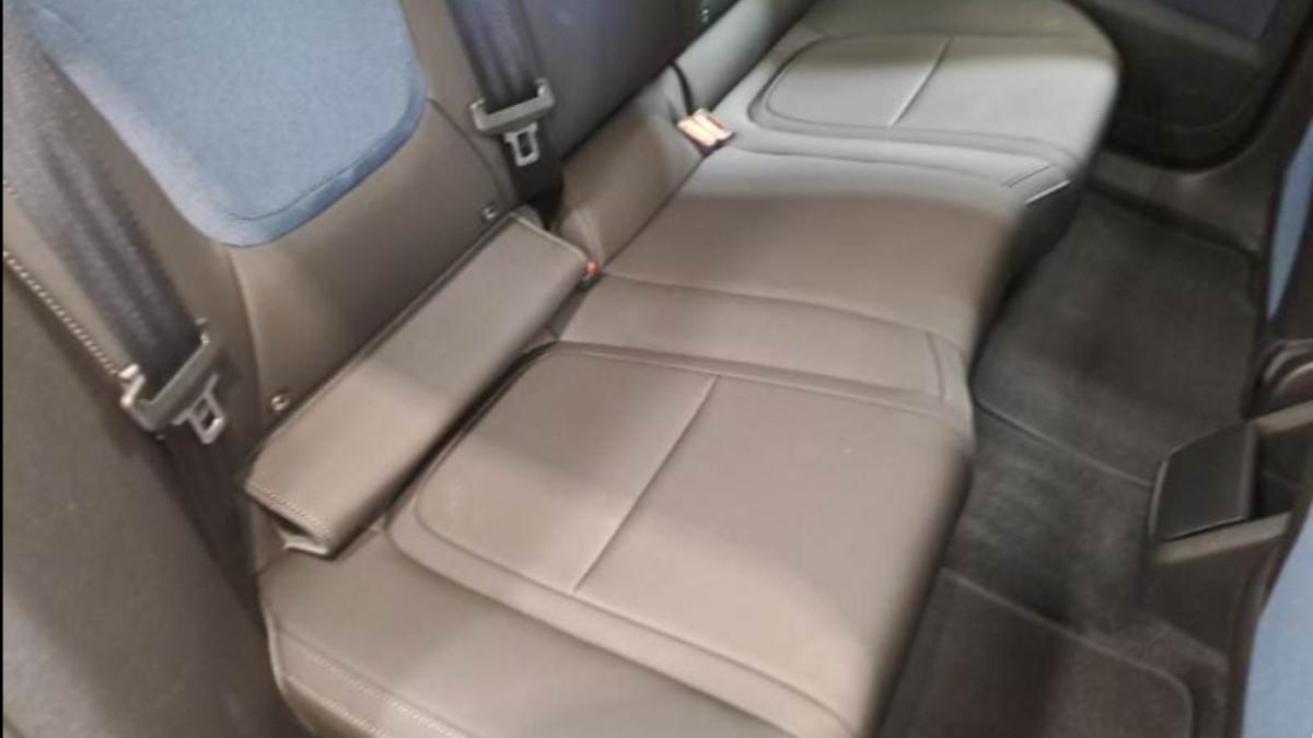 VOLVO Ex30 Single Motor Extended Range Rwd Plus