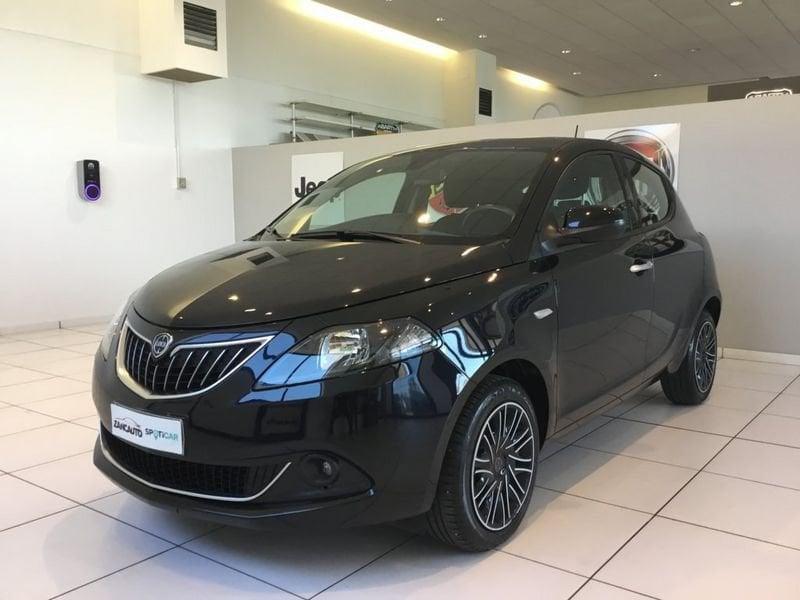 Lancia Ypsilon 1.0 FireFly 70cv S&S Hybrid GOLD my23