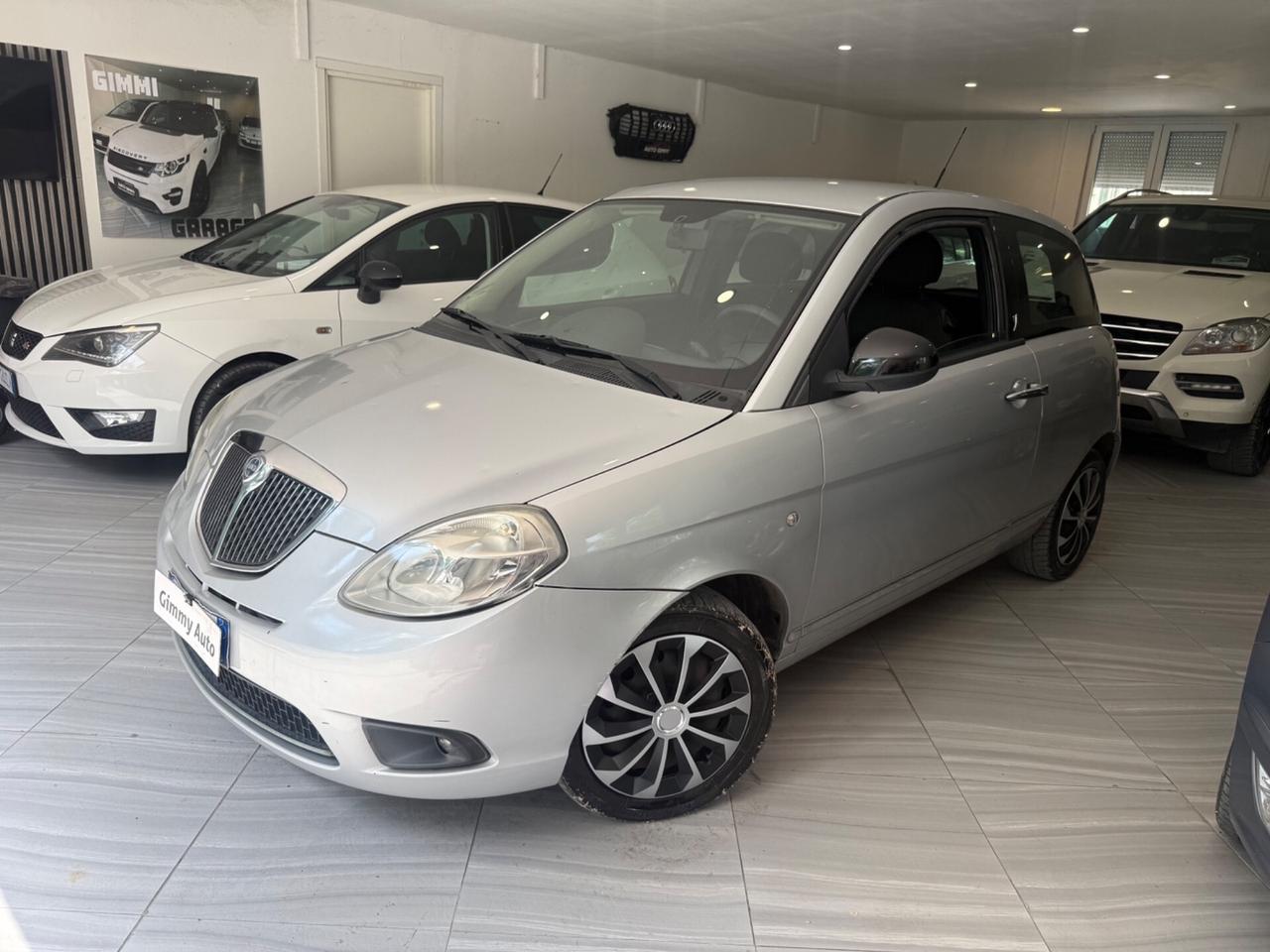 Lancia Ypsilon 1.2 benzina 93.000KM