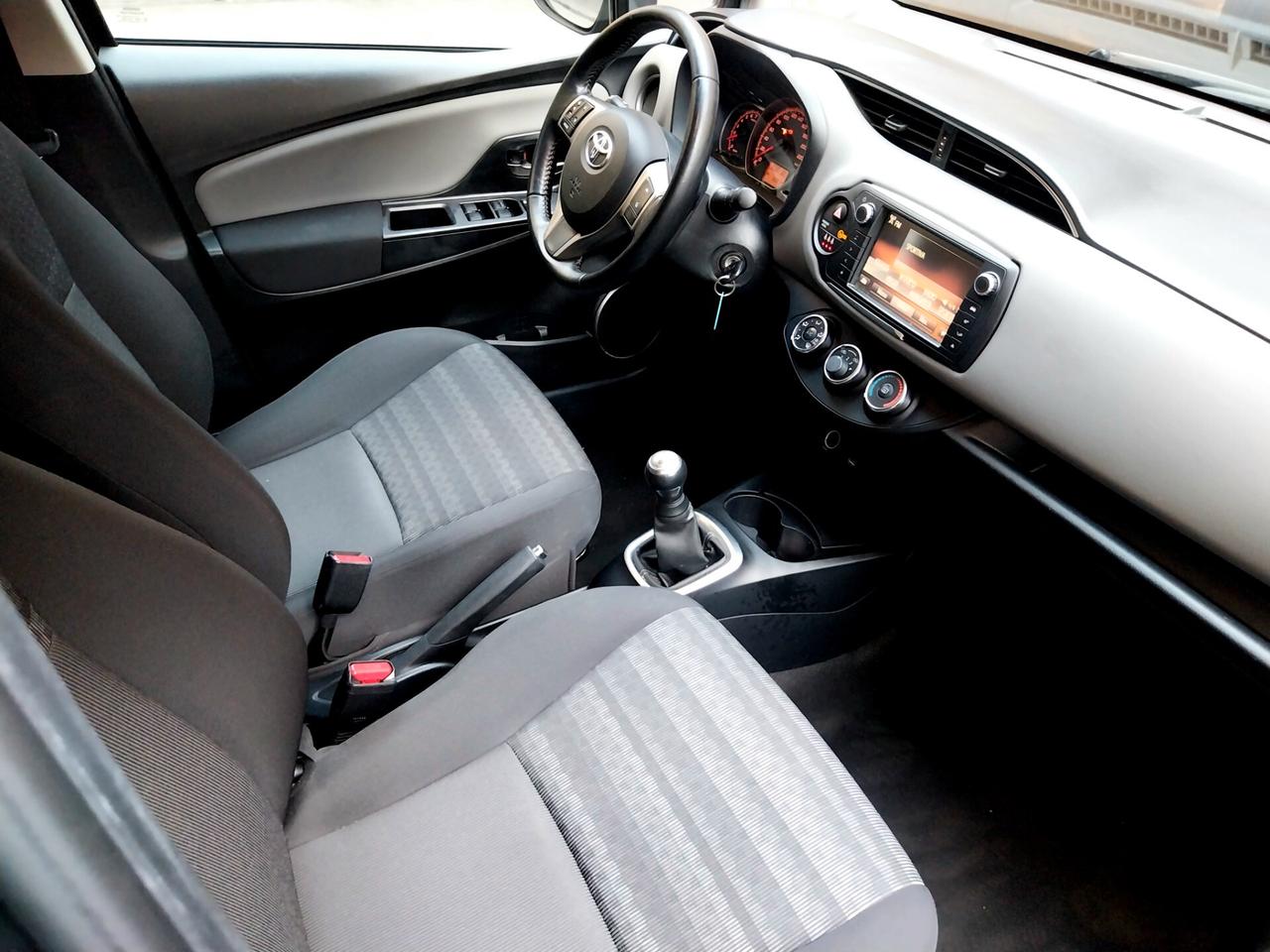 Toyota Yaris 1.0 5 porte Cool