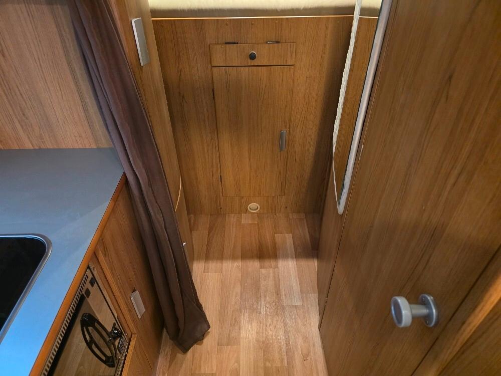 CAMPER RIMOR SUPERBRIG 677