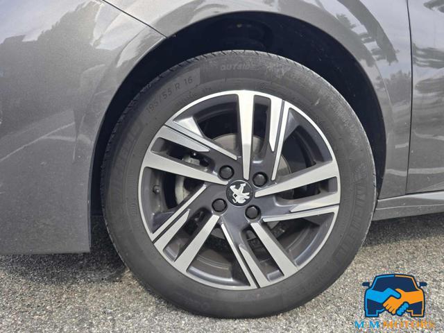 PEUGEOT 208 PureTech 75 Stop&Start 5 porte Allure NEOPATENTATI