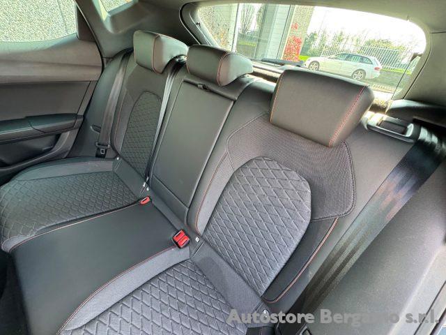SEAT Leon 1.0 eTSI 110 CV DSG FR "LISTNO ? 33.886,73"