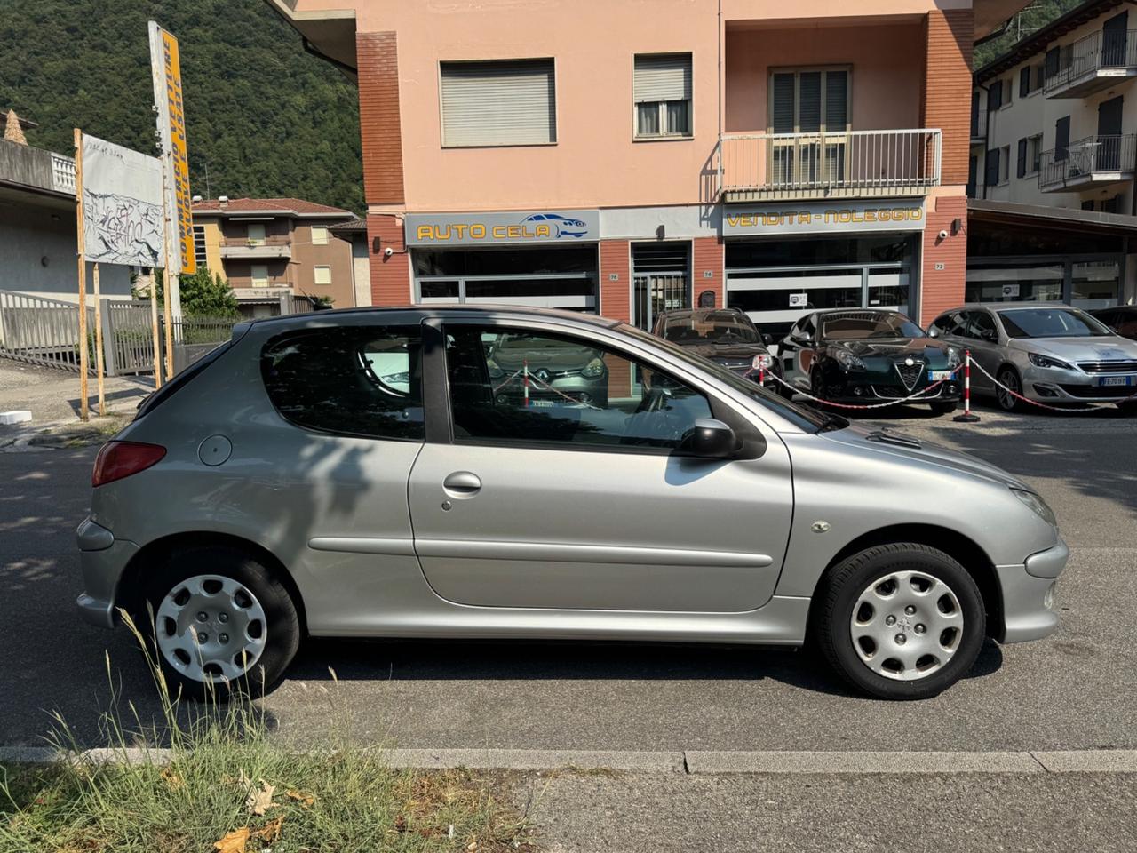 Peugeot 206 1.4 3p. TAGLIANDATA - OK NEOPATENTATI