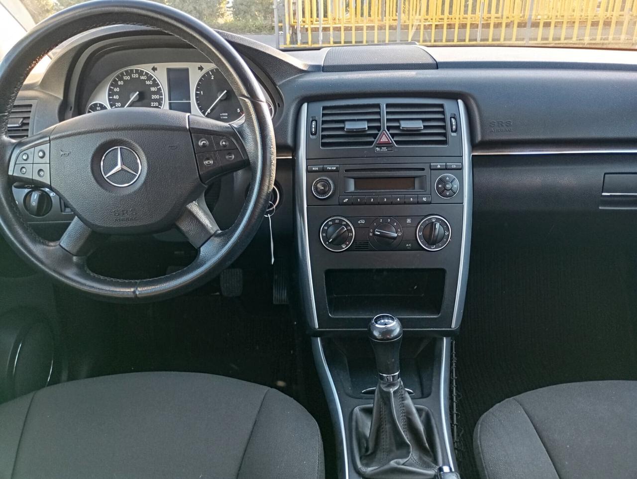 Mercedes-benz B 180 CDI Executive 2010