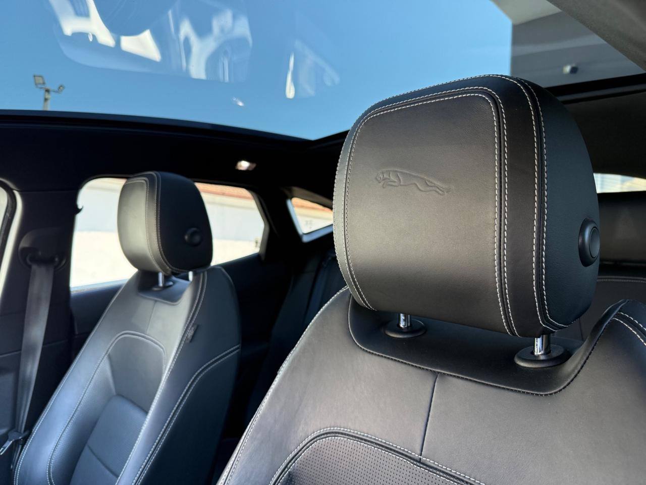 Jaguar E-Pace 2.0D 180 CV AWD aut. R-Dynamic