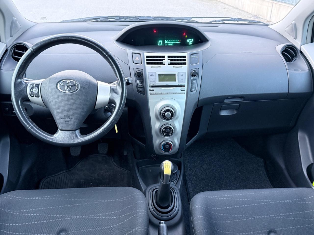 Toyota Yaris 1.3 5 porte