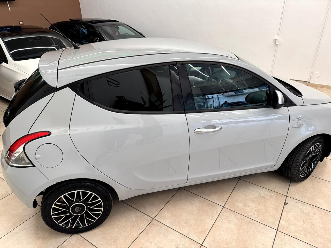 Lancia Ypsilon 1.3 MJT 16V 95 CV 5 porte S&S Mya