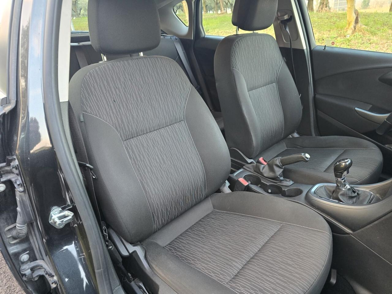 Opel Astra 1.4 BENZINA OK PER NEOPATENTATI ANNO 2013