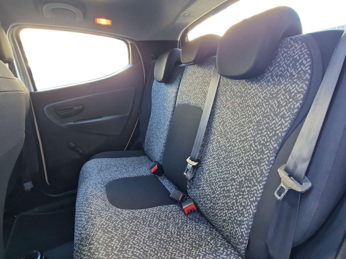 LANCIA YPSILON 1.0 IBRIDO GOLD