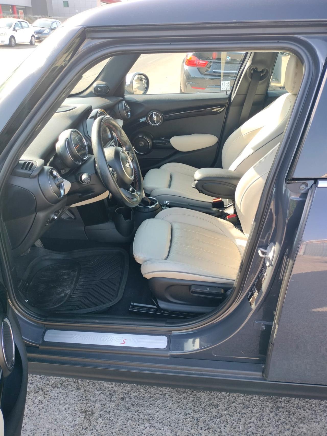 Mini 2.0 Cooper SD Business XL