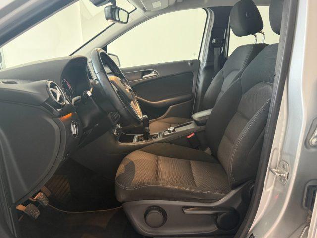 MERCEDES-BENZ B 180 Executive